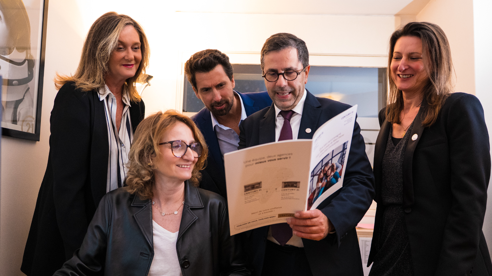 À vos côtés pour vous conseiller dans vos projets immobilier à Paris 16e