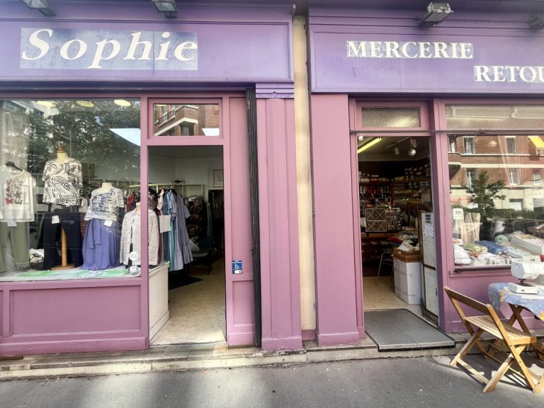 Commerçants d'Auteuil — couturière